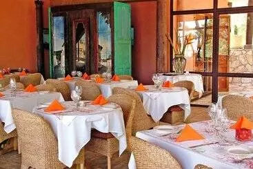 호텔 Los Almendros De San Lorenzo