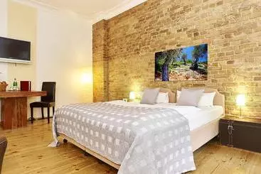 هتل Stadt Schall & Rauch