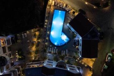 هتل Esthisis Suites Chania