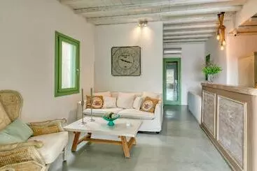 The Mykonist Panormos Exclusive Suites & Villas