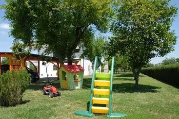 کلبه Agriturismo Il Melograno