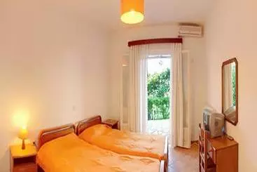 Apartamentos Anna Castello Villa