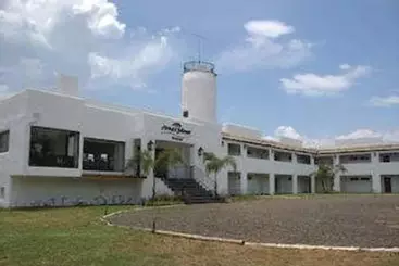 ホテル Howard Johnson Express Inn Ituzaingo