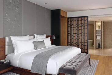 בית מלון כפרי Langham Place Ningbo Culture Plaza