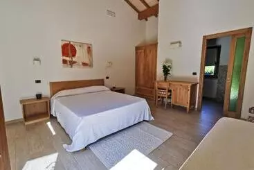Nocleg ze śniadaniem Agriturismo Le Fornaci   Camera Lavanda