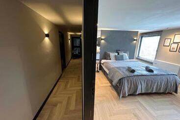 ベッドアンドブレックファースト Boutique Hotel Le Faucon