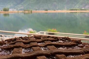 Bed and Breakfast Adeline