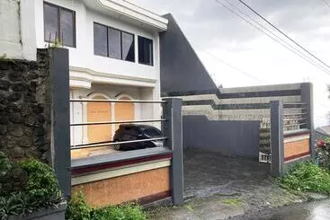 Hotel Reddoorz At Ledug Tretes