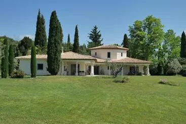 Majatalo La Parenthèse Saint Donat