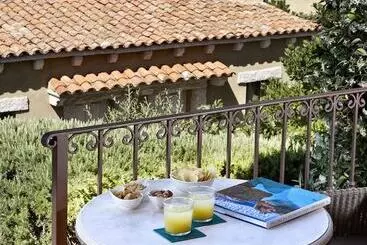 فندق Li Finistreddi