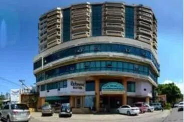 Hotel Richmond Plaza