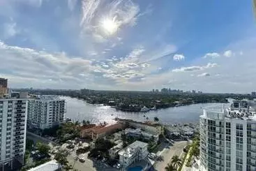 Huoneistohotelli W Fort Lauderdale