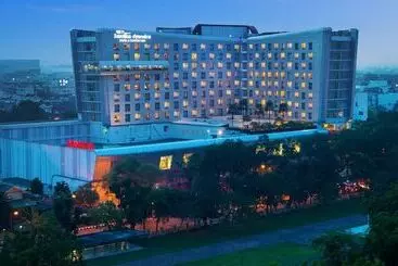 Santika Premiere Dyandra Hotel & Convention   Medan