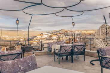 فندق Zula Cave House