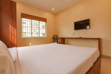 Fabhotel Dream Plaza Nr Biswa Bangla Gate