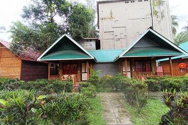 Island & Blue Resort