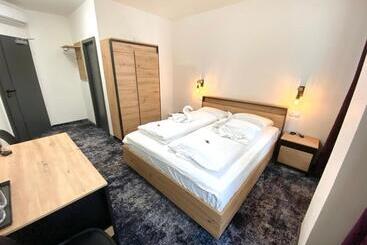 پانسیون Prague Old Town Liliova Garden