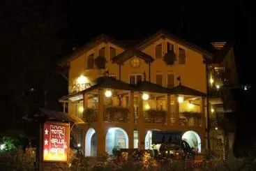 فندق Bella Di Bosco