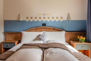 فندق Bella Di Bosco