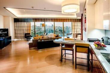 Apartments By Fairmont Baku Flame Towers