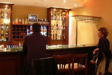 Hotelli Grand Raddus Jss