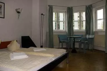 ホテル Haus Oberland