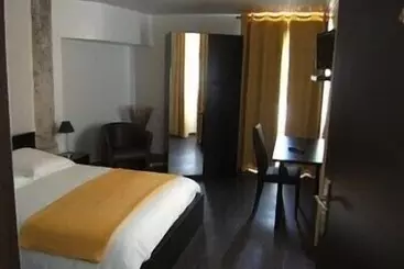 בית מלון כפרי Hôtel Restaurant Le Saint Augustin