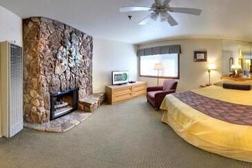 公寓式酒店 Getaways At Snow Lake Lodge