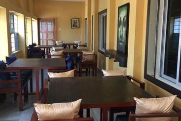 پانسیون Vajrabodhi Guest House