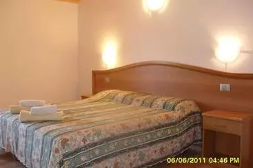 ホテル Montebaldina