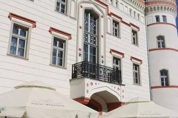 Отель Pałac Wojanów