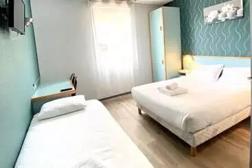 Отель Restaurant Les Chataigniers