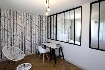 ホテル Le Relais Du Teulet