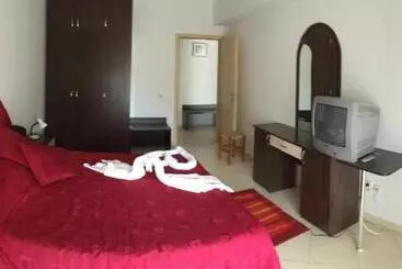 Club Onix Apartments