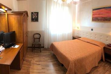 בית מלון כפרי Victoria