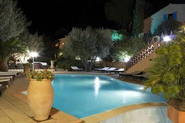 فندق Athénopolis