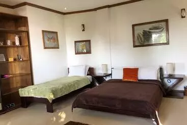 Argonauta Boracay Boutique Hotel With Apartments And Villas