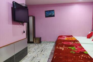 בית מלון כפרי Hayat Residency