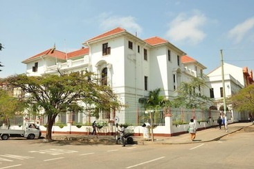 酒店 Bulawayo Club