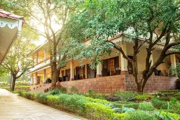 בית מלון כפרי Welcomheritage Golf View