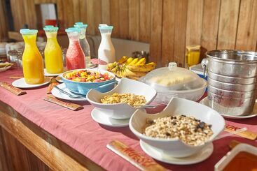 Ocean Vida Beach And Dive Resort