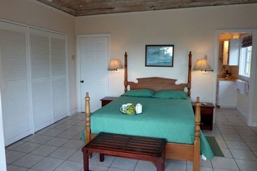 Plantation Beach Villas