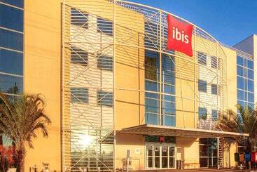 هتل Ibis Vitoria Aeroporto