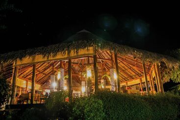 호텔 Loharano Lodge