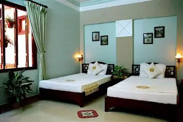 هتل Tribee Ede Central Hostel
