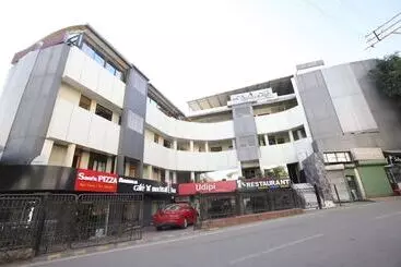 Hotel Maharaja International