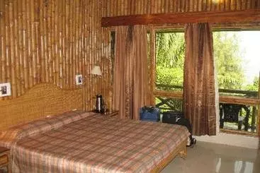 Hotel Megapode Resort