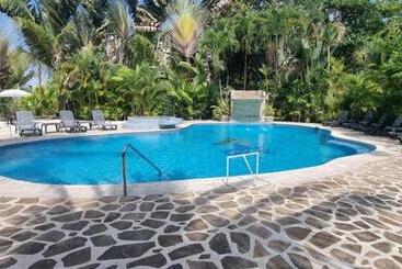 ホテル Playa Westfalia