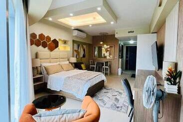 هتل آپارتمان Aeon Towers Studio Suite