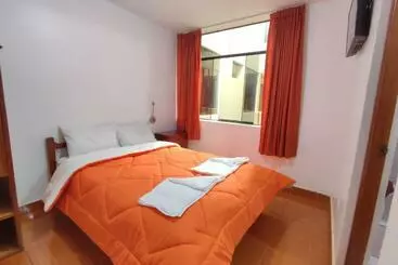 تختخواب و صبحانه Sunrise Guest House